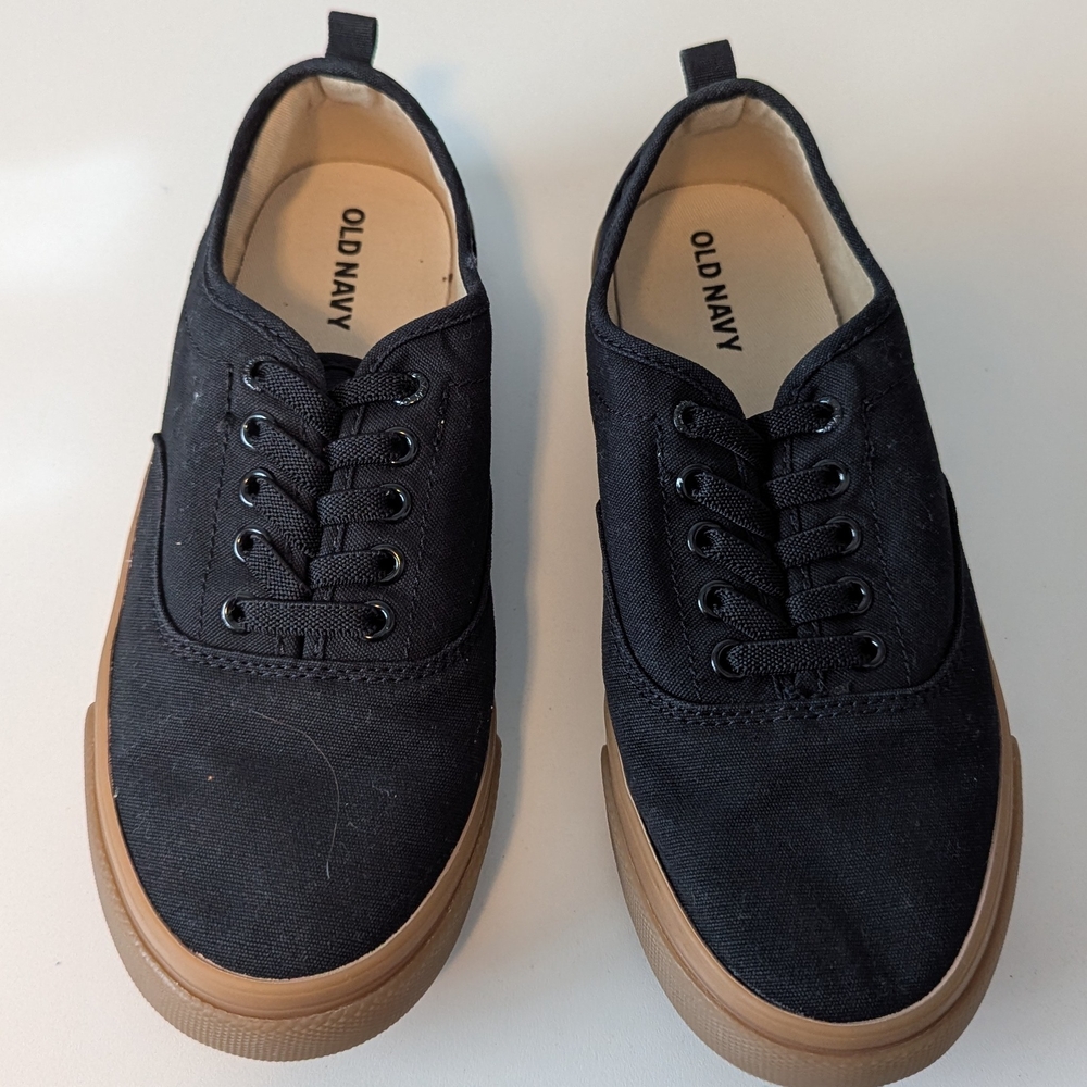 Old Navy Boy's Black Canvas Sneakers Size 3
